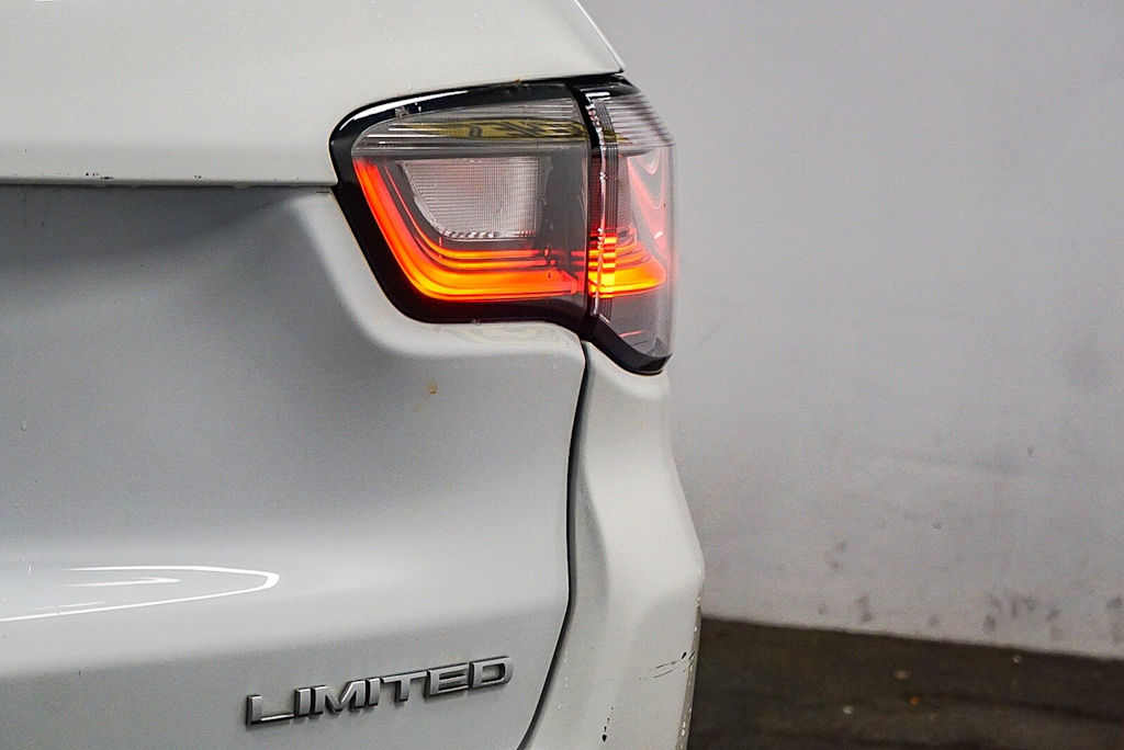 Thumbnail: 2022 Jeep Compass - 22