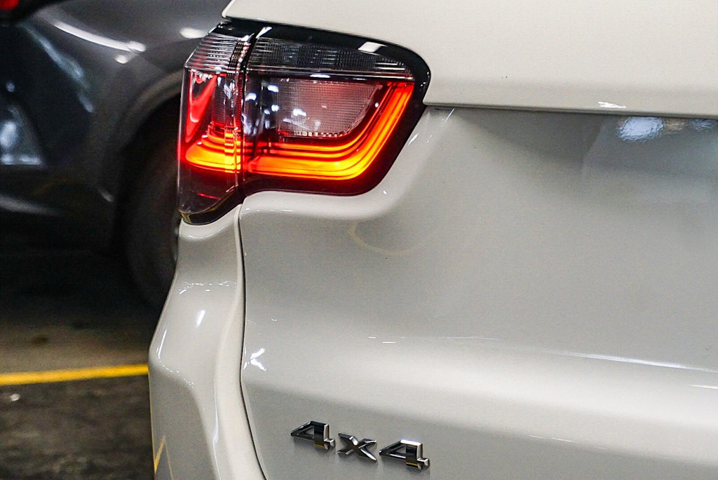 Thumbnail: 2022 Jeep Compass - 23