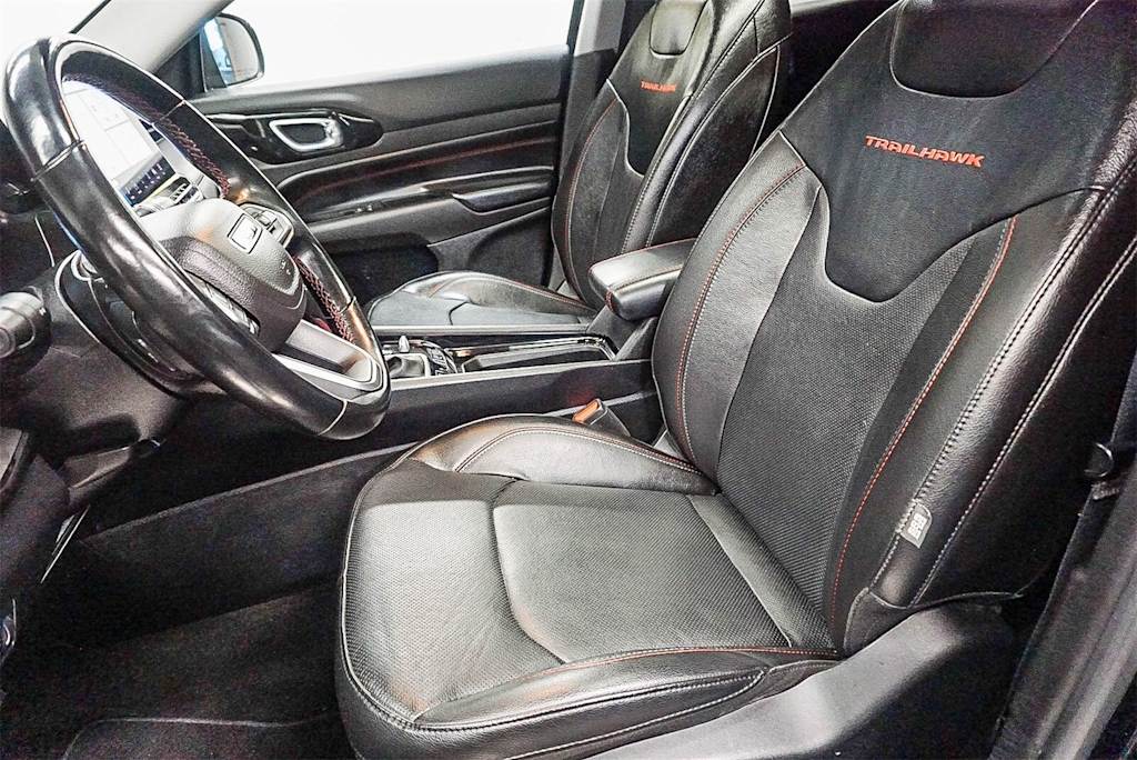 Thumbnail: 2022 Jeep Compass - 10