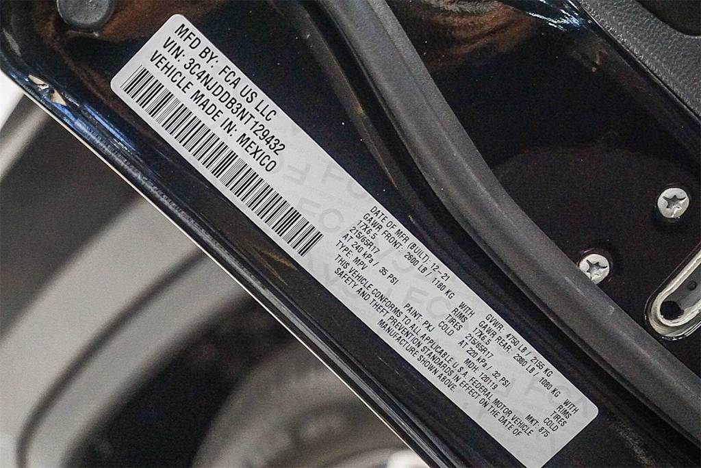 Thumbnail: 2022 Jeep Compass - 23