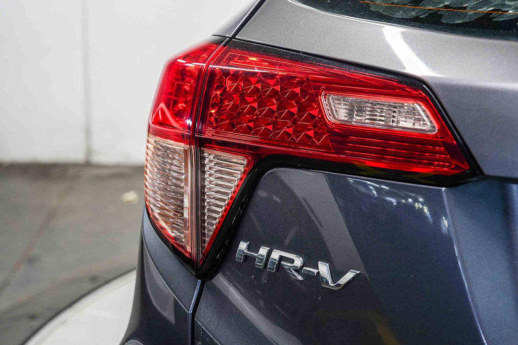 Thumbnail: 2018 Honda HR-V - 21