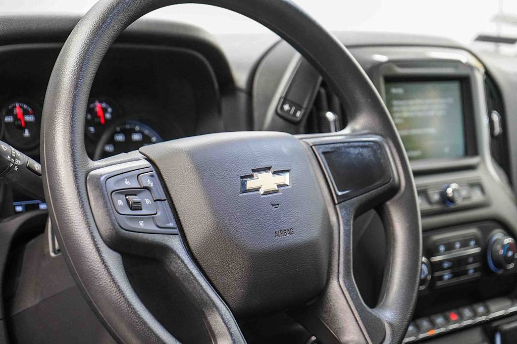 Thumbnail: 2026 Chevrolet Silverado 1500 - 14