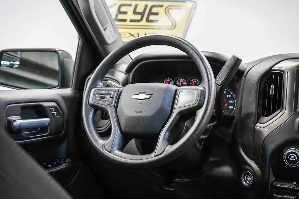 Thumbnail: 2026 Chevrolet Silverado 1500 - 13
