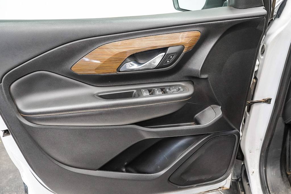 Thumbnail: 2019 GMC Terrain - 25