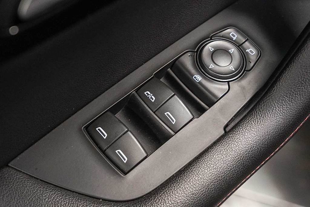 Thumbnail: 2024 Chevrolet Blazer - 21