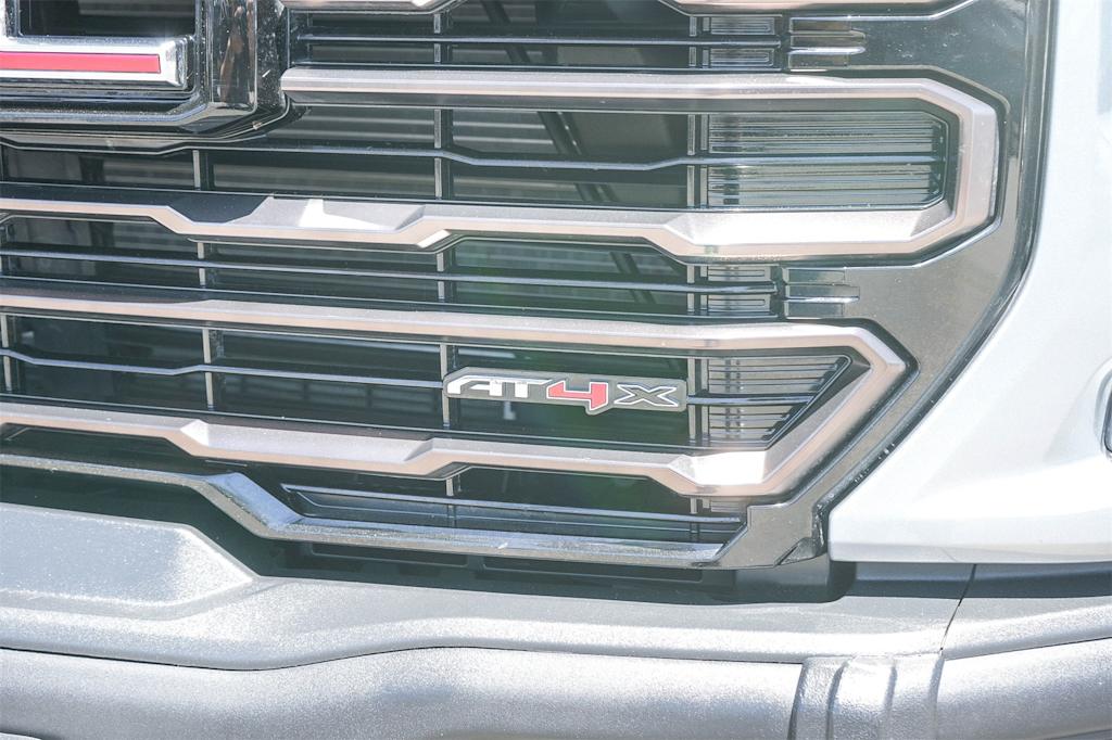 2024 GMC Sierra 1500 AT4X 20