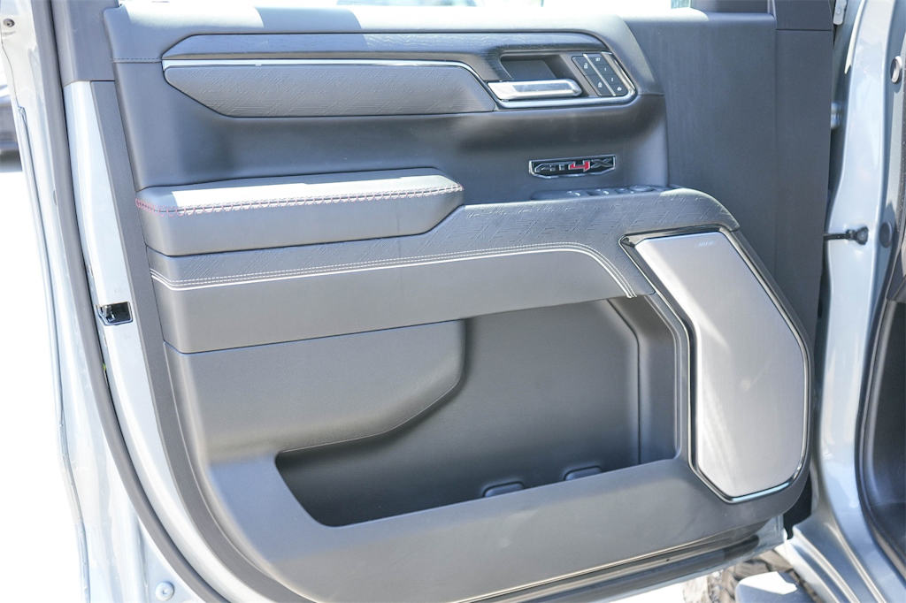 2024 GMC Sierra 1500 AT4X 33