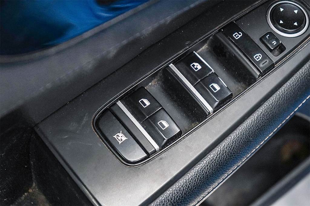 Thumbnail: 2024 Kia Forte - 22