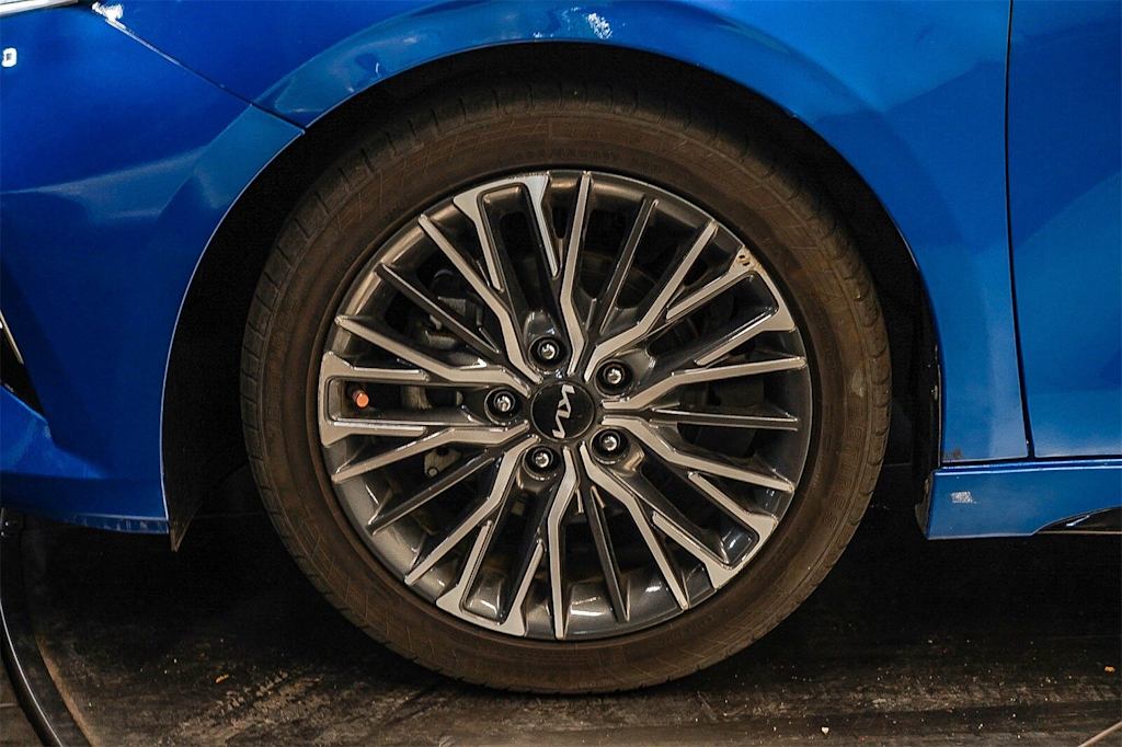 Thumbnail: 2024 Kia Forte - 21