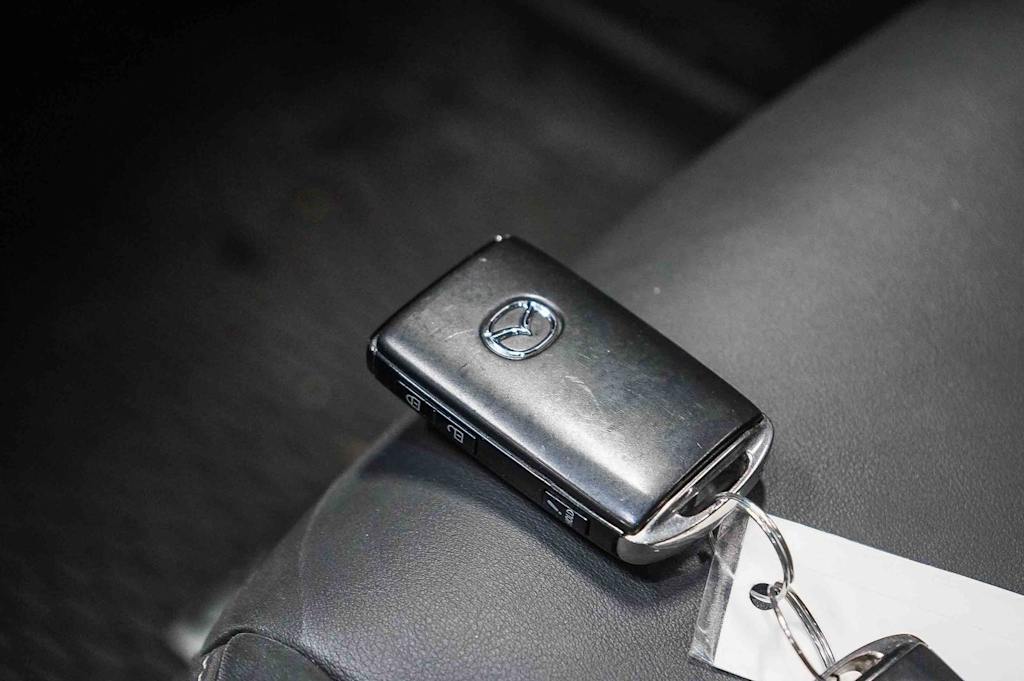 Thumbnail: 2023 Mazda CX-30 - 18