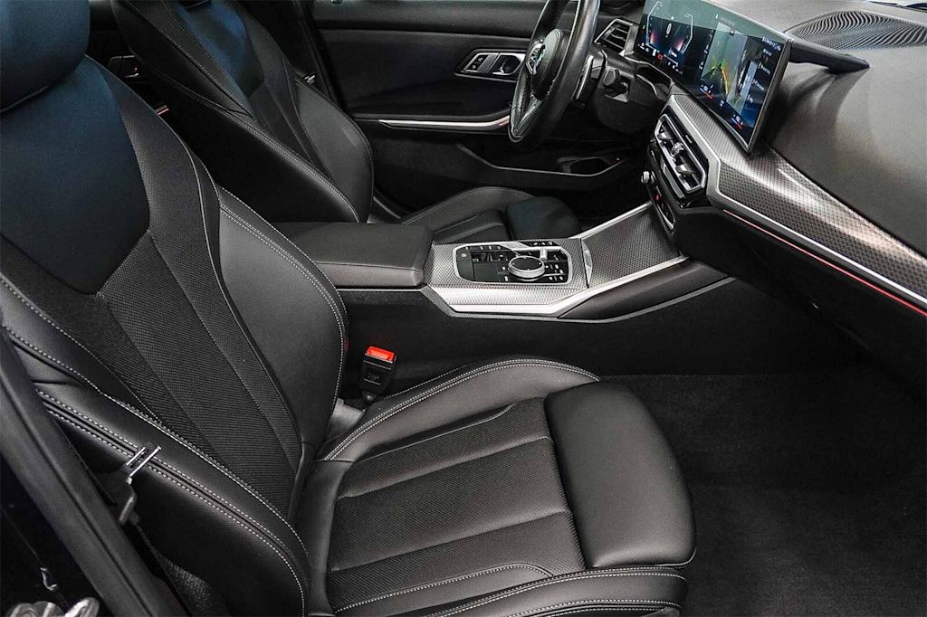 Thumbnail: 2023 BMW 3 Series - 10