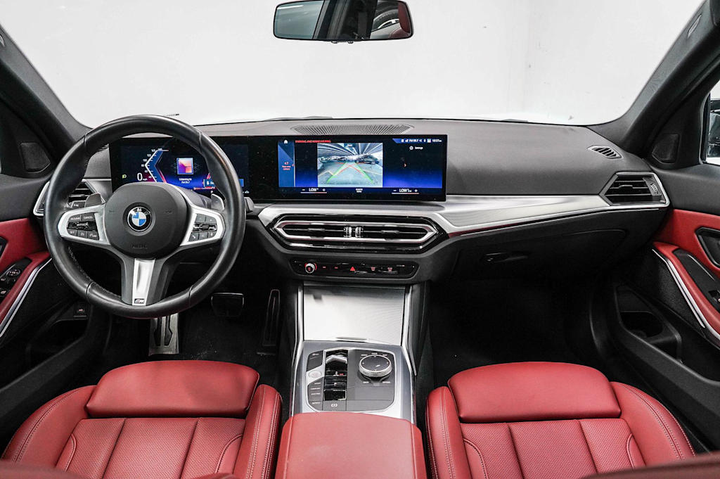 Thumbnail: 2024 BMW 3 Series - 2