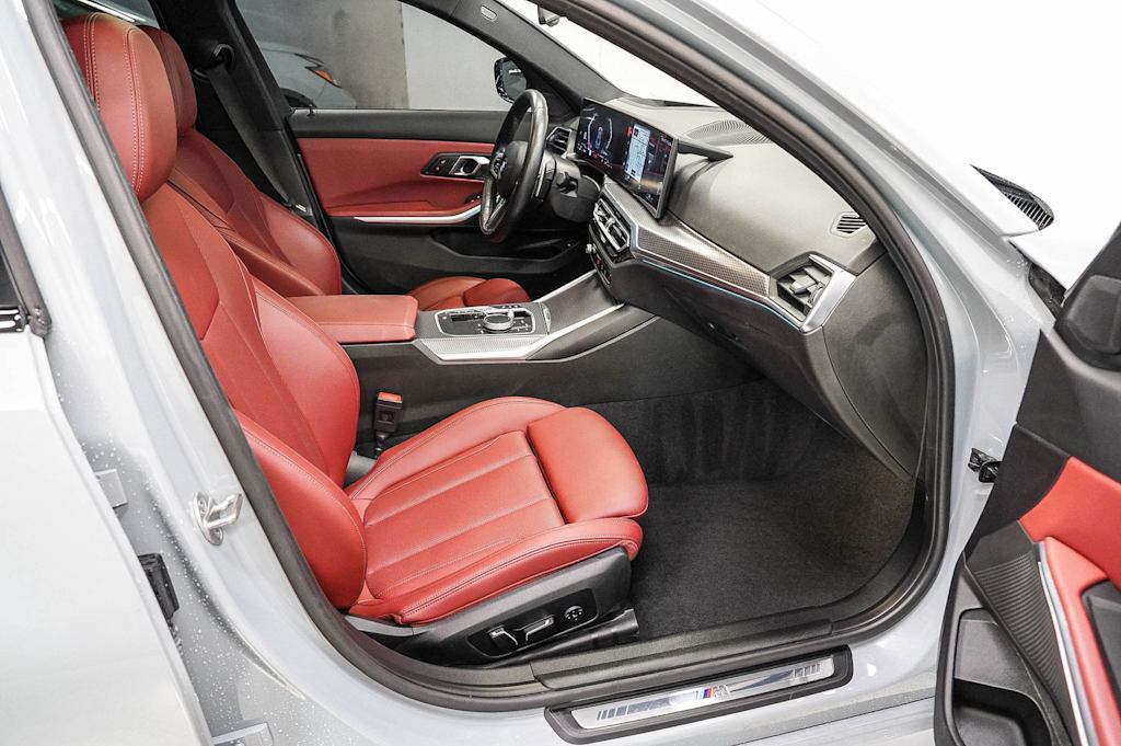 Thumbnail: 2024 BMW 3 Series - 9