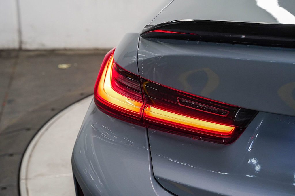Thumbnail: 2024 BMW 3 Series - 23