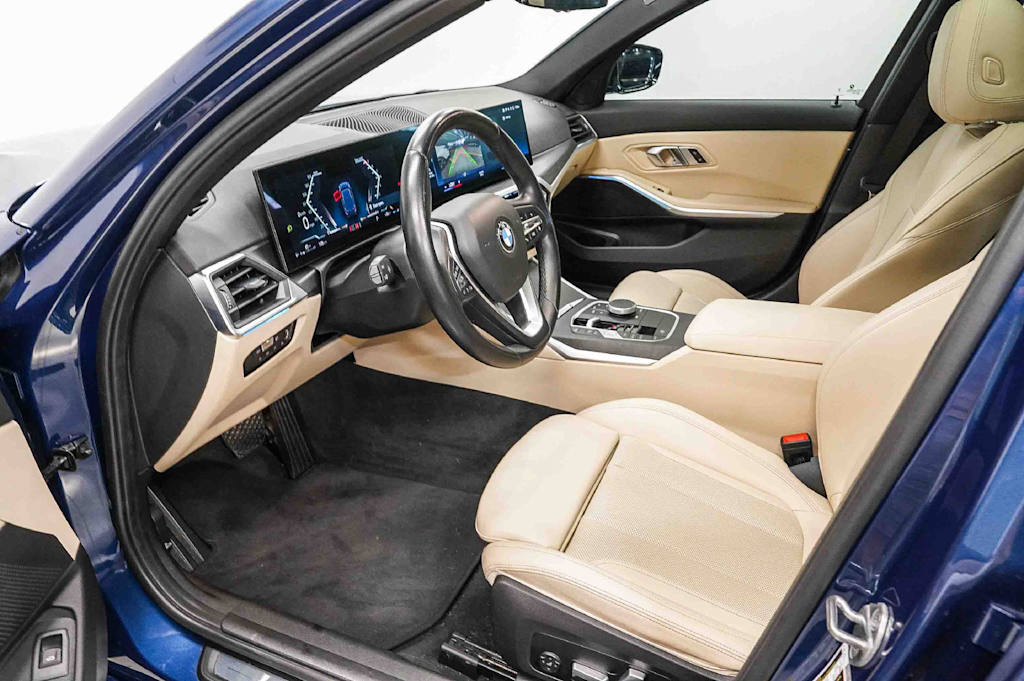 Thumbnail: 2023 BMW 3 Series - 10