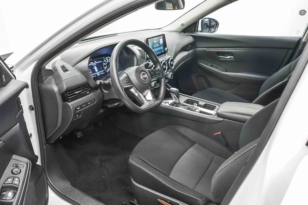 Thumbnail: 2025 Nissan Sentra - 11