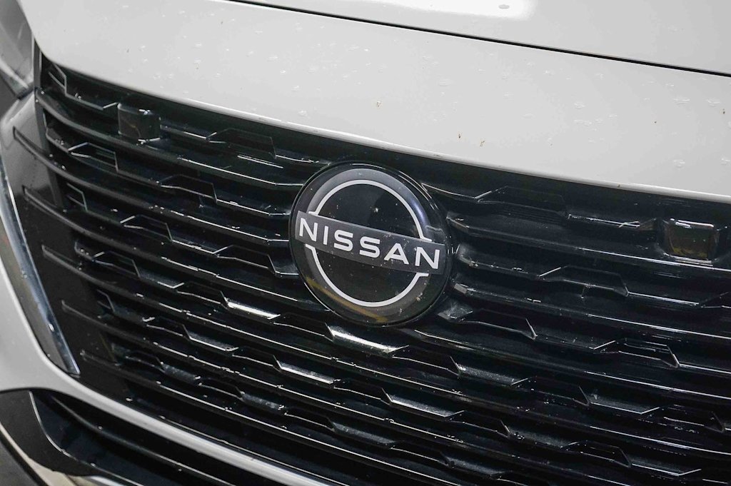 Thumbnail: 2025 Nissan Sentra - 6