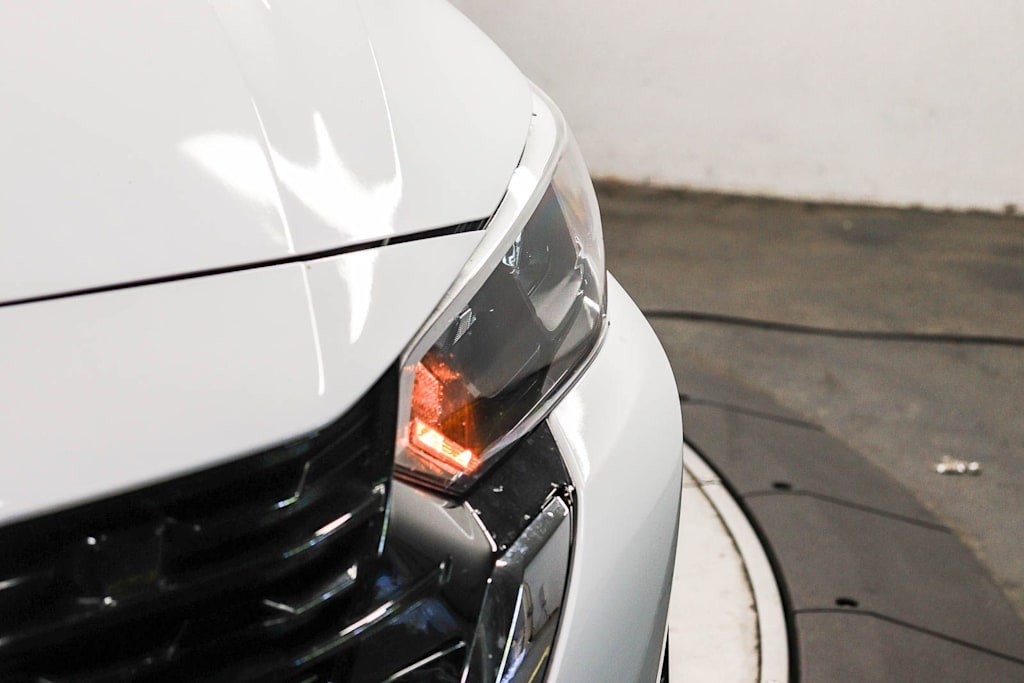 Thumbnail: 2025 Nissan Sentra - 6