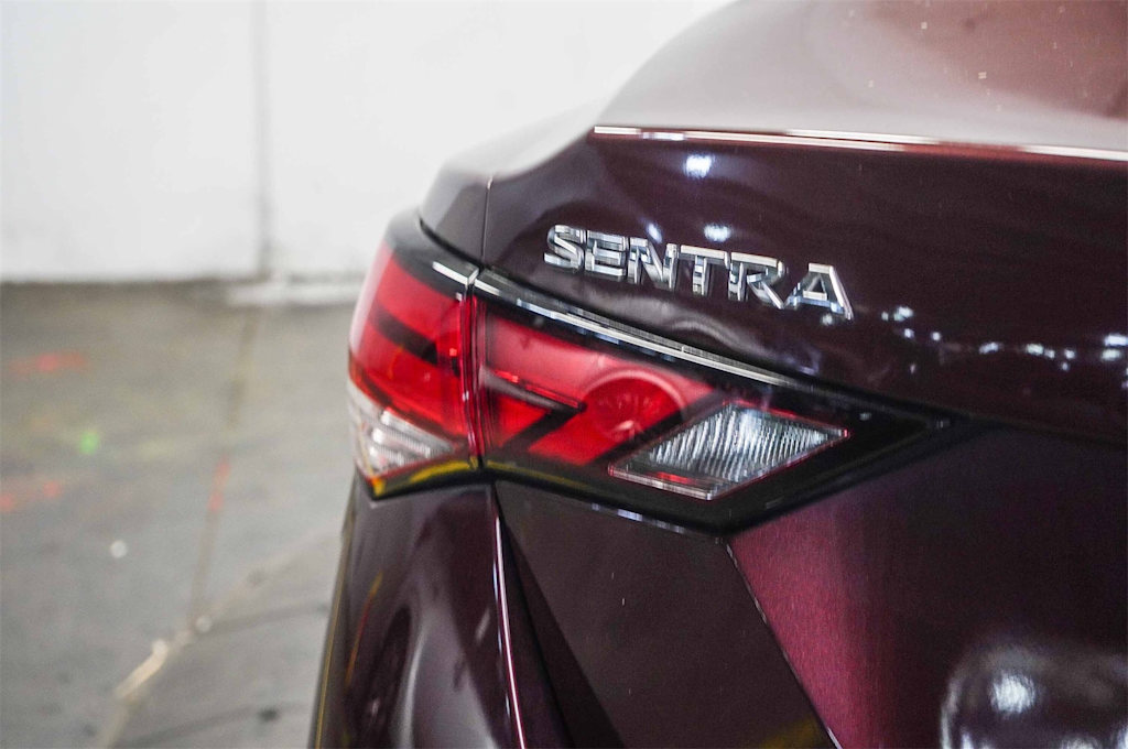 Thumbnail: 2021 Nissan Sentra - 22