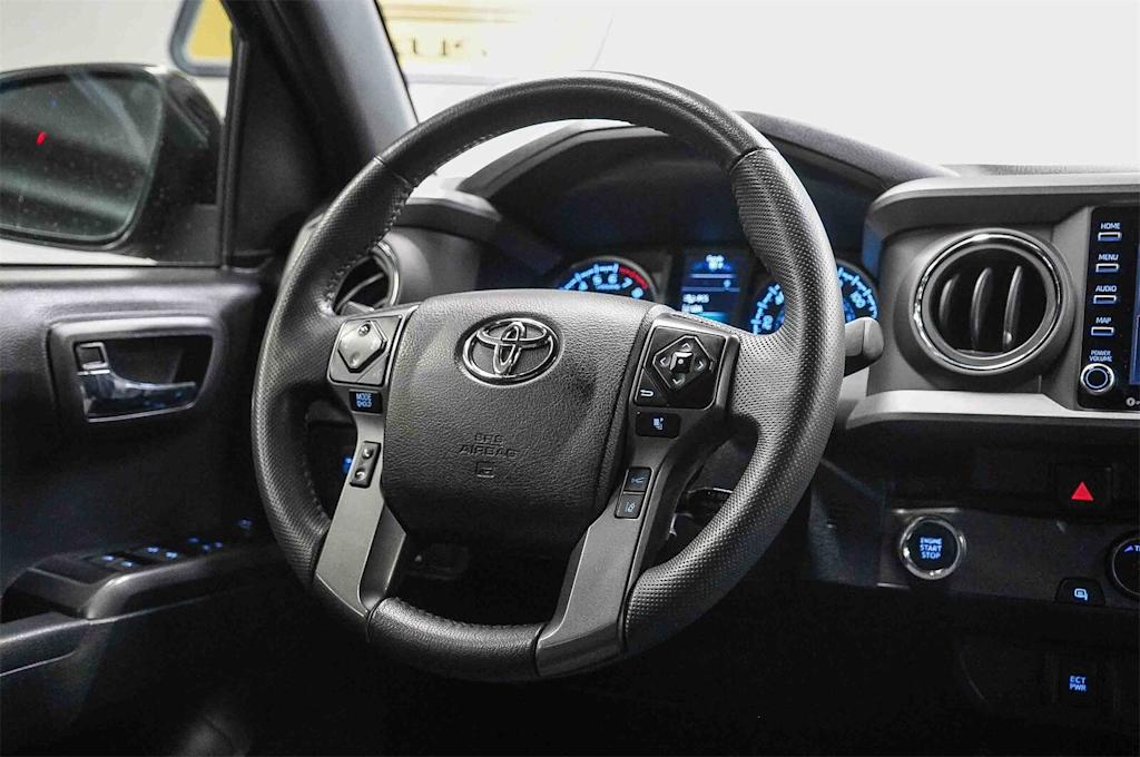 Thumbnail: 2022 Toyota Tacoma - 13