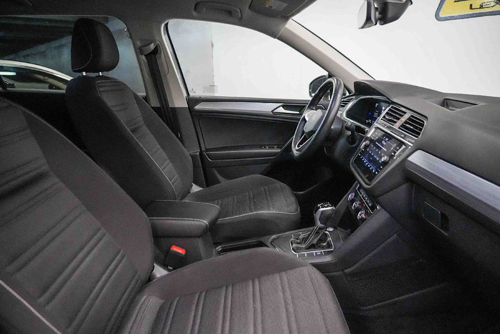 Thumbnail: 2024 Volkswagen Tiguan - 10