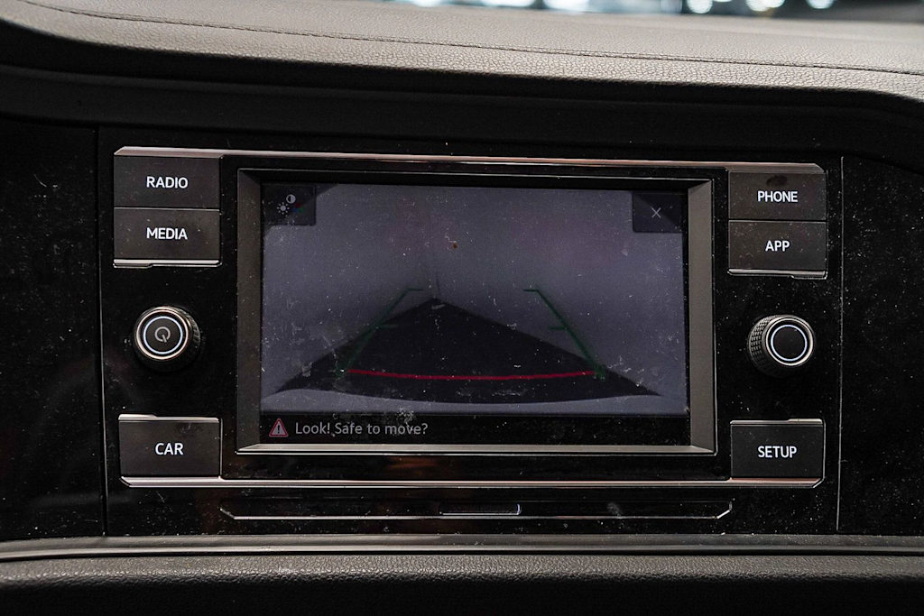 Thumbnail: 2019 Volkswagen Jetta - 24