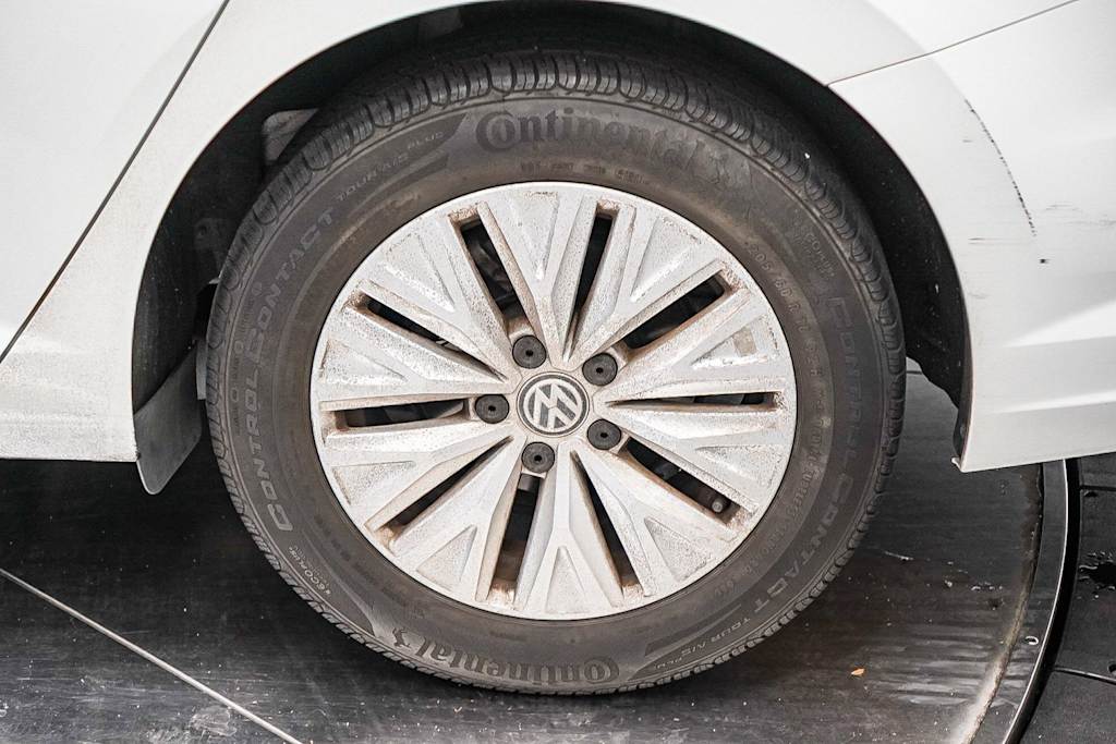 Thumbnail: 2019 Volkswagen Jetta - 7