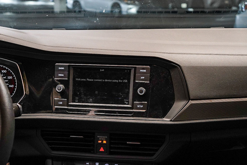 Thumbnail: 2019 Volkswagen Jetta - 13