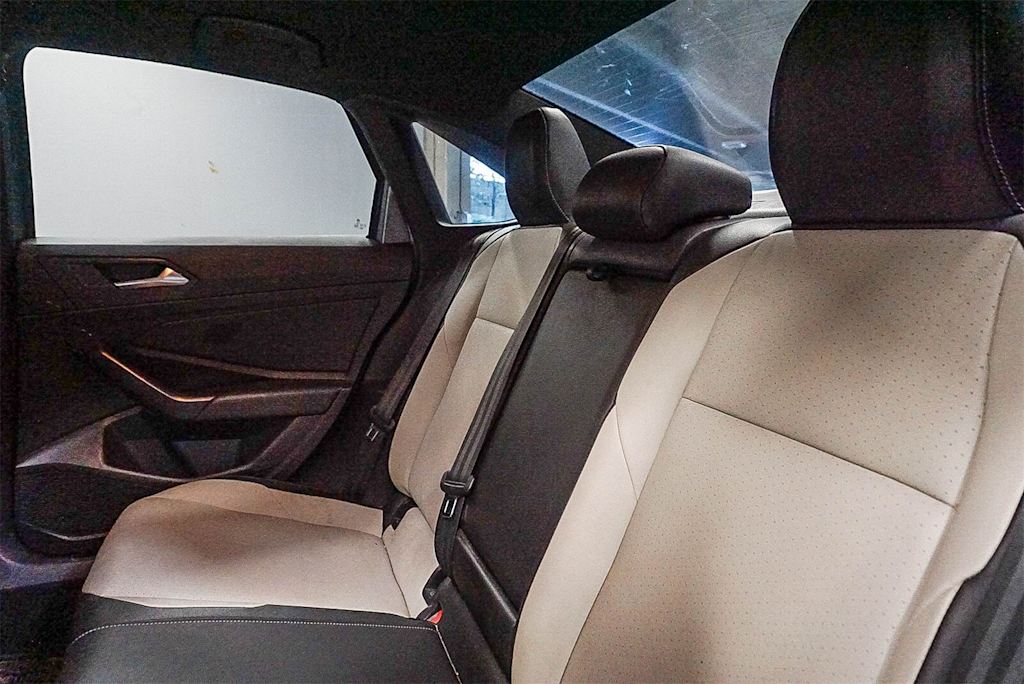 Thumbnail: 2019 Volkswagen Jetta - 12