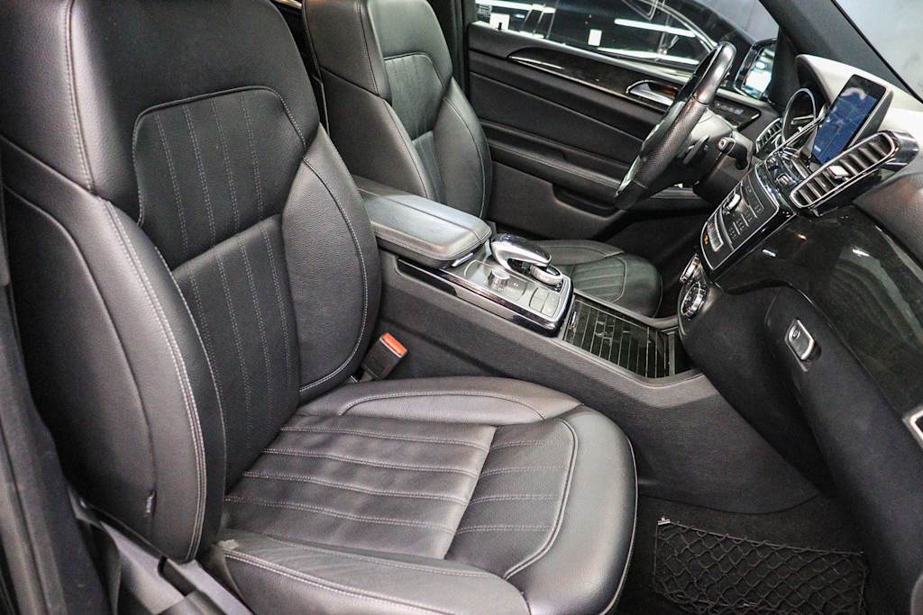 Thumbnail: 2016 Mercedes-Benz GLE - 9