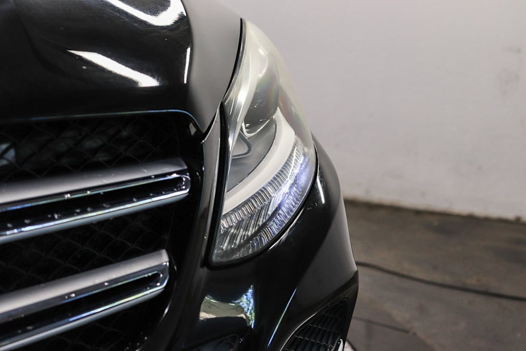 Thumbnail: 2016 Mercedes-Benz GLE - 17