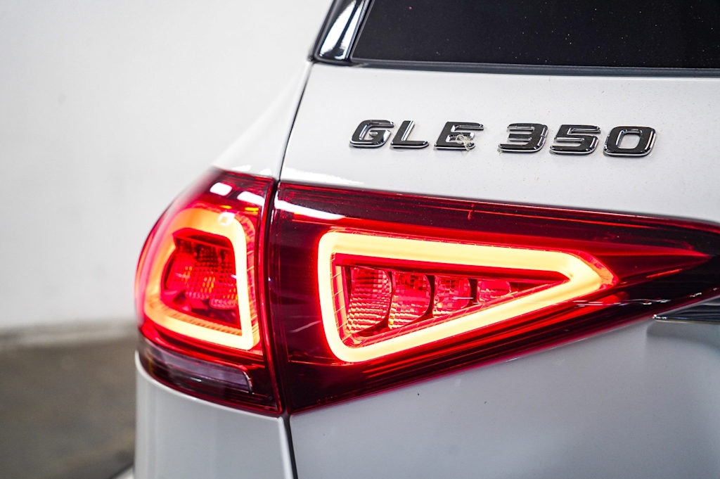 Thumbnail: 2021 Mercedes-Benz GLE - 21
