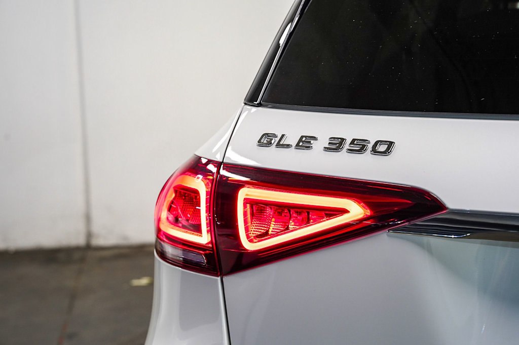 Thumbnail: 2020 Mercedes-Benz GLE - 24