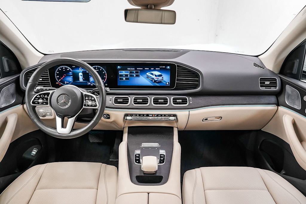 Thumbnail: 2020 Mercedes-Benz GLE - 2
