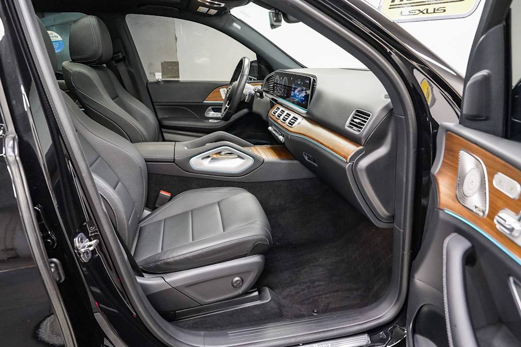 Thumbnail: 2025 Mercedes-Benz GLE - 9