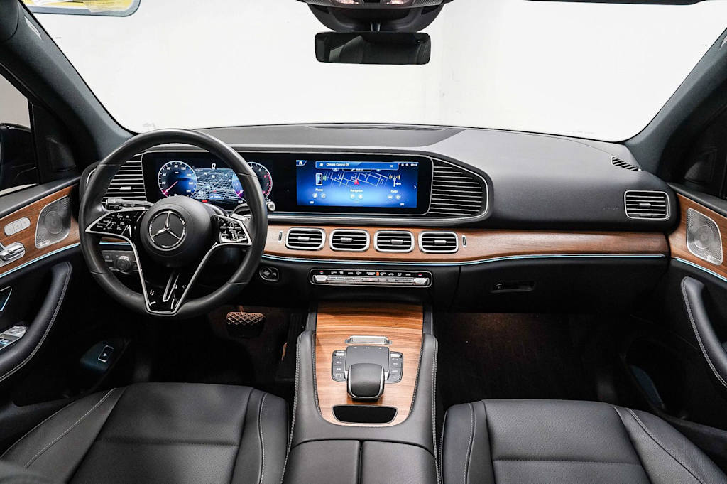 Thumbnail: 2025 Mercedes-Benz GLE - 2