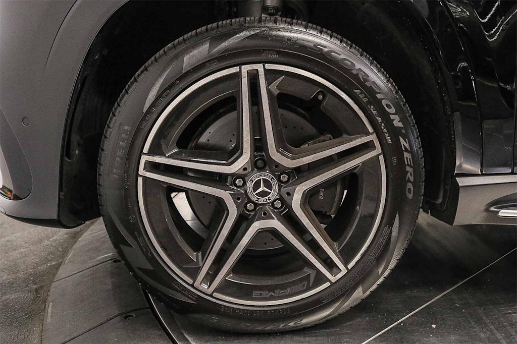 Thumbnail: 2024 Mercedes-Benz GLS - 21