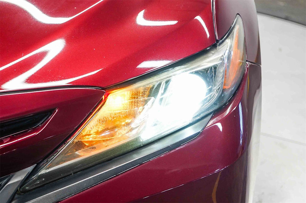 Thumbnail: 2018 Toyota Camry - 21