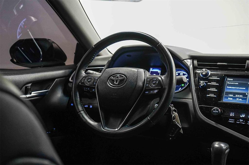 Thumbnail: 2018 Toyota Camry - 13