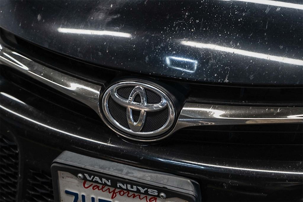 Thumbnail: 2016 Toyota Camry - 5