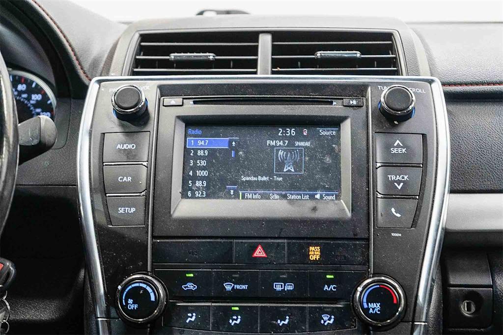 Thumbnail: 2016 Toyota Camry - 14