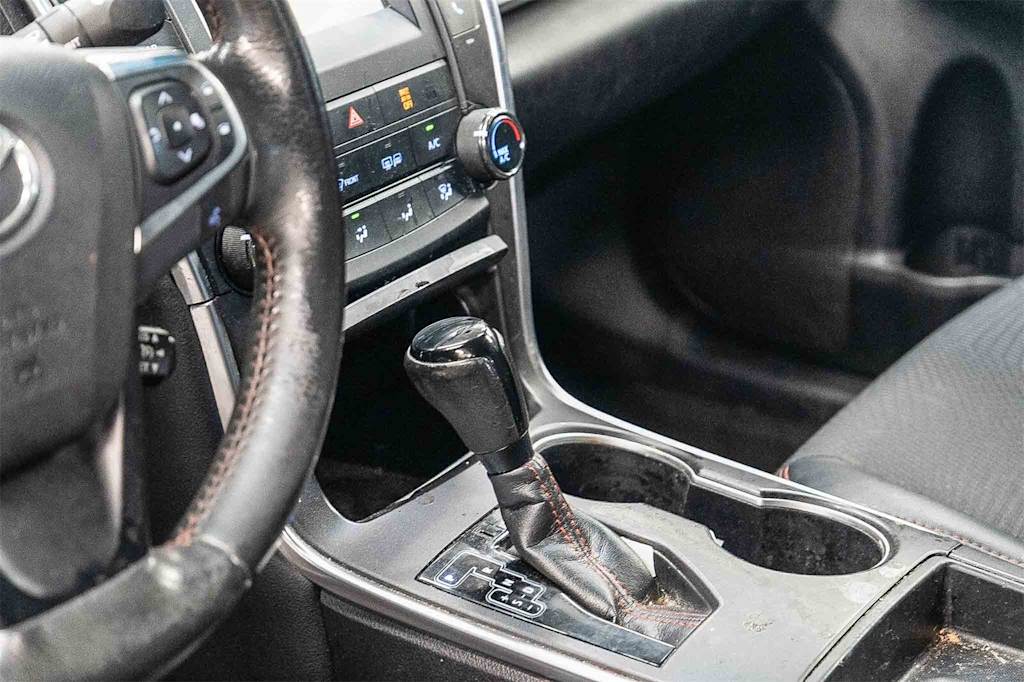 Thumbnail: 2016 Toyota Camry - 15