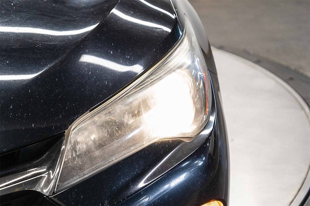 Thumbnail: 2016 Toyota Camry - 21