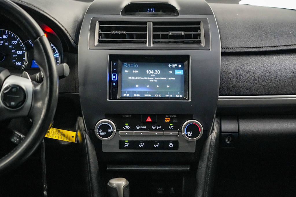 Thumbnail: 2013 Toyota Camry - 9