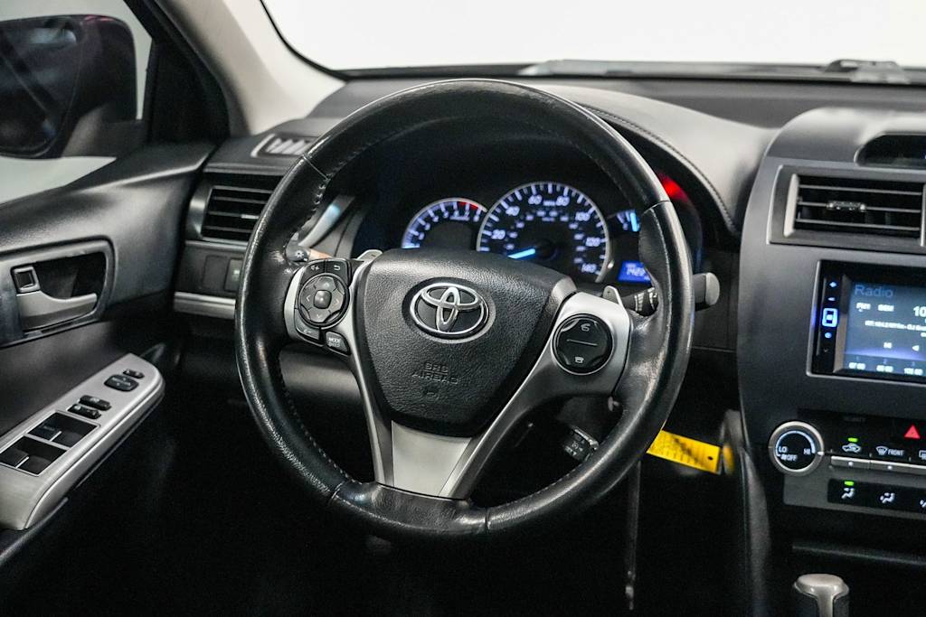 Thumbnail: 2013 Toyota Camry - 13