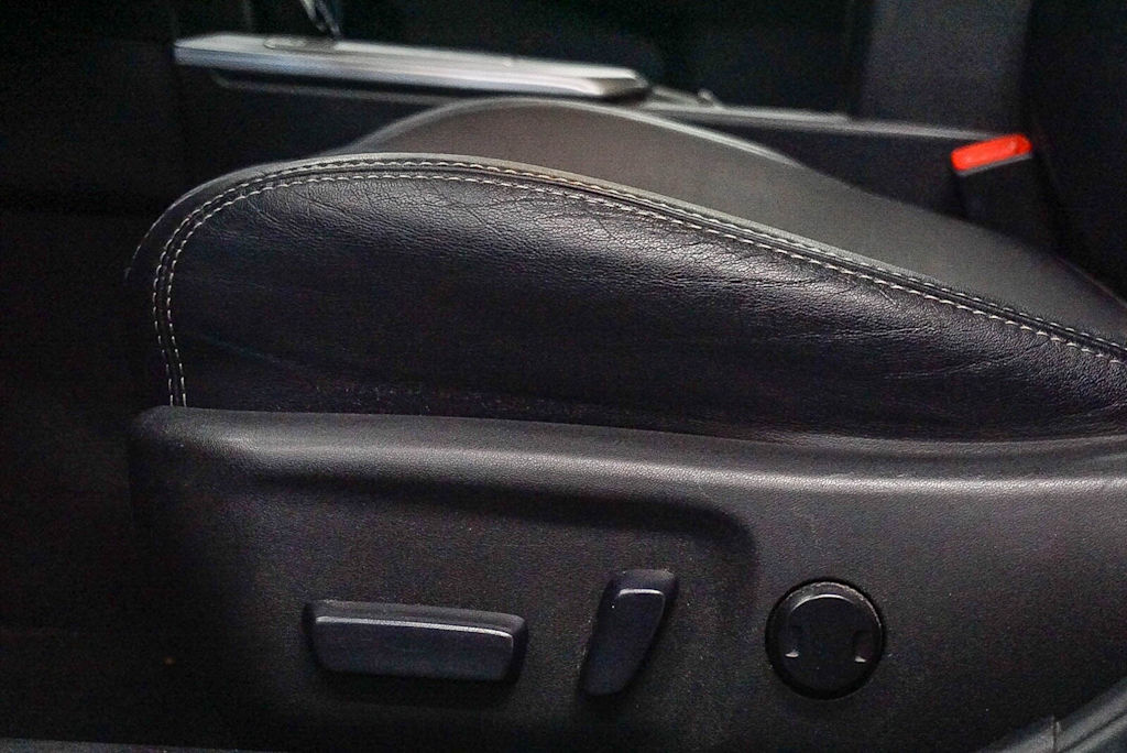 Thumbnail: 2014 Toyota Camry - 25