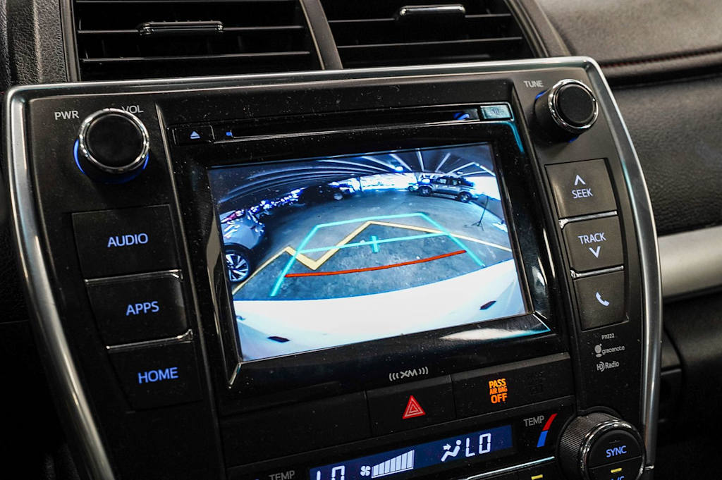 Thumbnail: 2016 Toyota Camry - 28