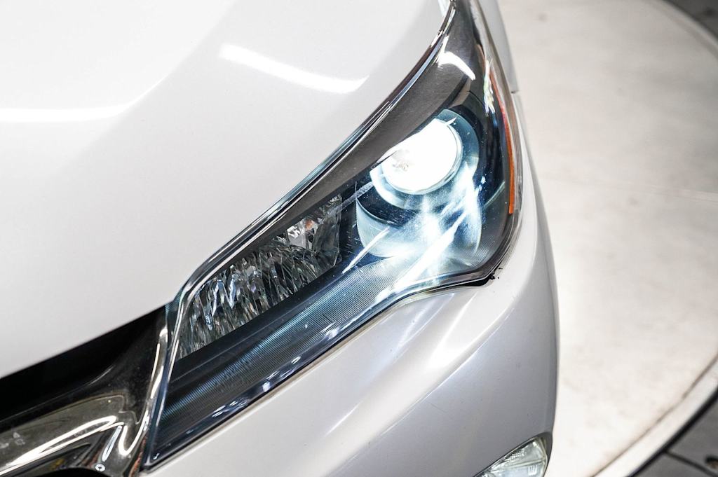 Thumbnail: 2016 Toyota Camry - 20