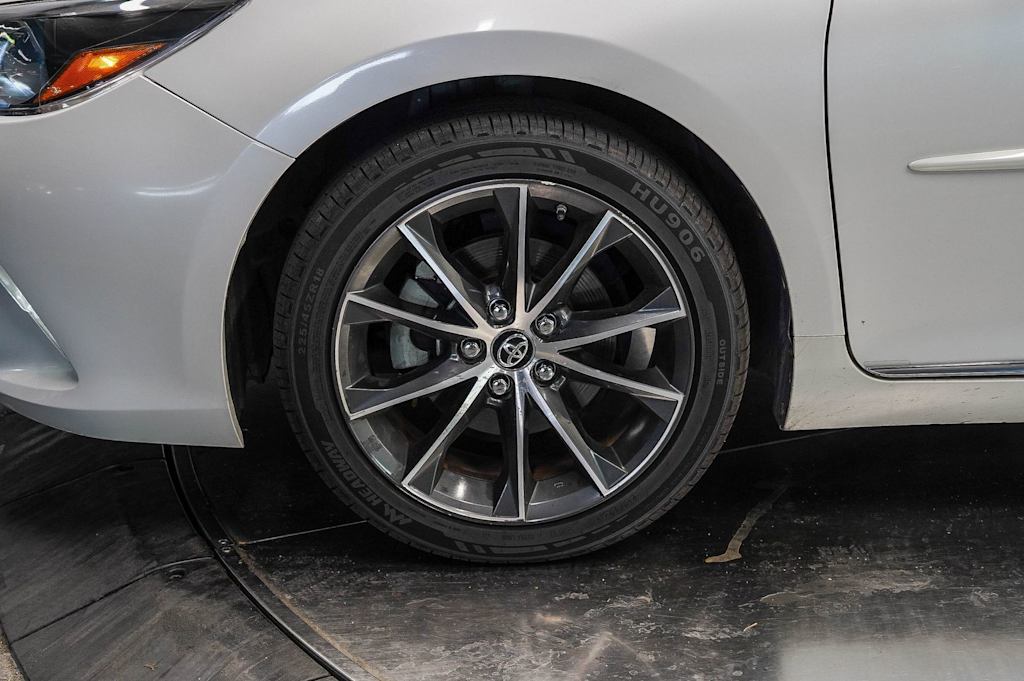 Thumbnail: 2016 Toyota Camry - 7