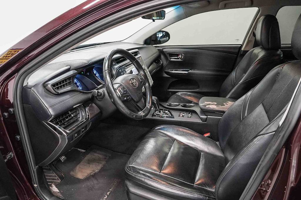 Thumbnail: 2016 Toyota Avalon - 10